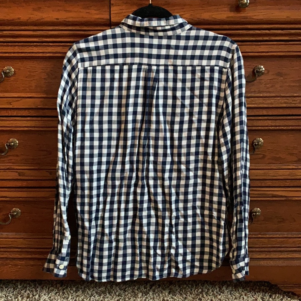 Levi’s Gingham Boyfriend Fit Button Down Shirt - Picture 5 of 5